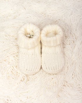 Geburtspantoffeln aus reiner Merinowolle