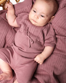 Completo in Maglia Amaranto in Puro Cotone Bio Neonate