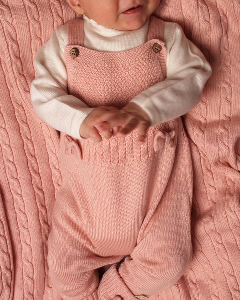 Salopette in maglia con fiocchi per neonate in lana