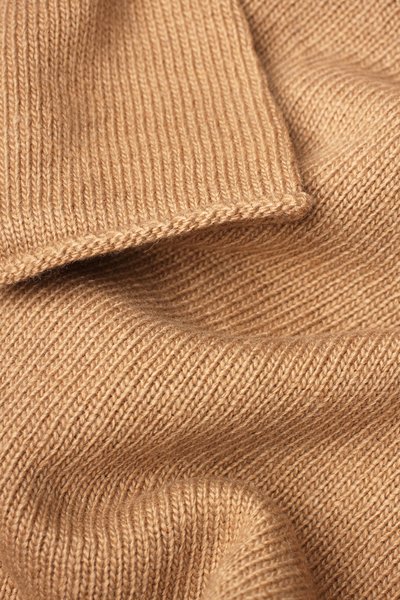 Maglia girocollo basic in cashmere blend