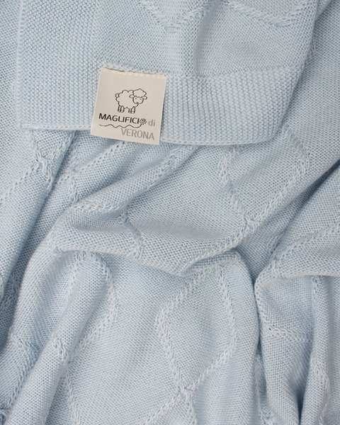 Cover eucalyptus from cradle
